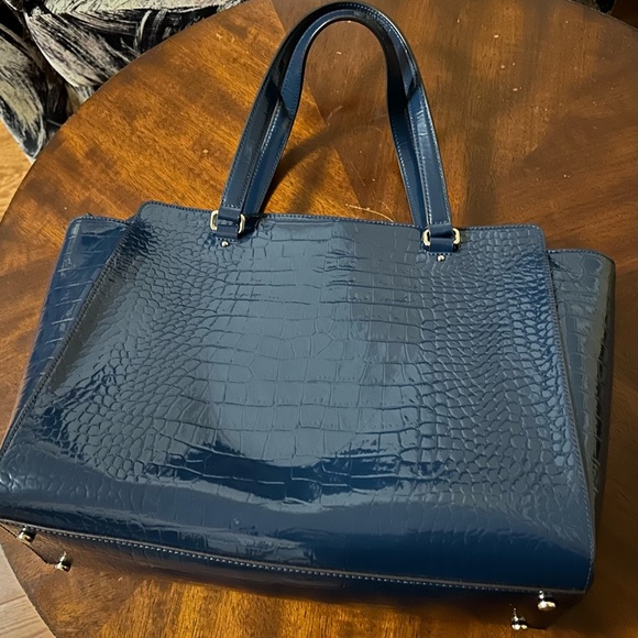 Kate Spade Crocodile skin embossed patent leather Tote - Picture 2 of 7